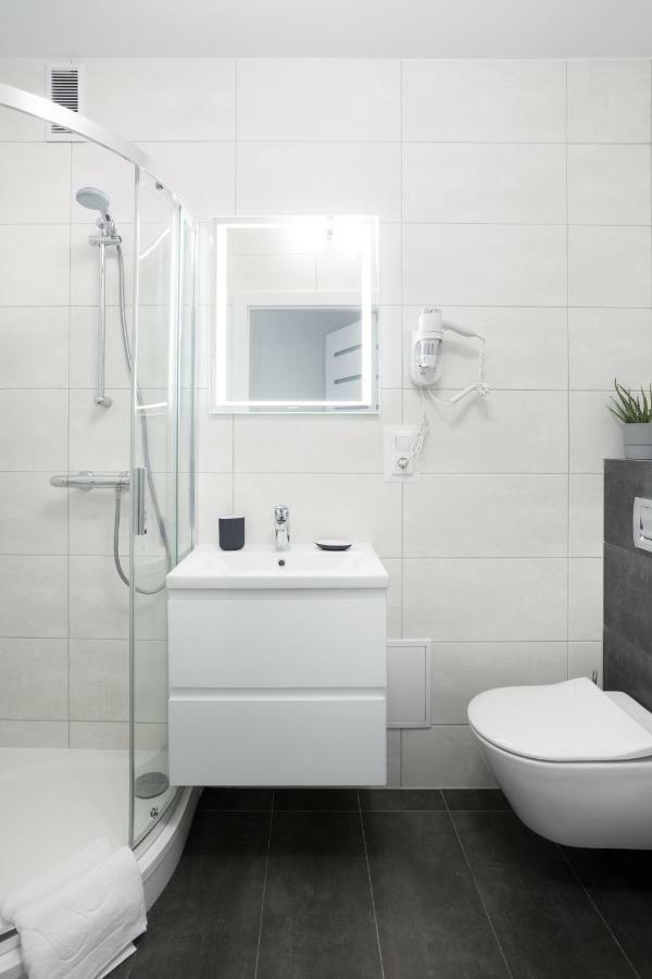 Lajsnij Sobie Apartment พอซนาน ภายนอก รูปภาพ